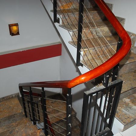 Volga Hotel Hue Exteriör bild