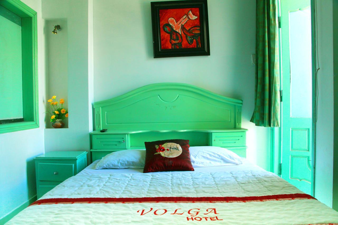 Volga Hotel Hue Exteriör bild