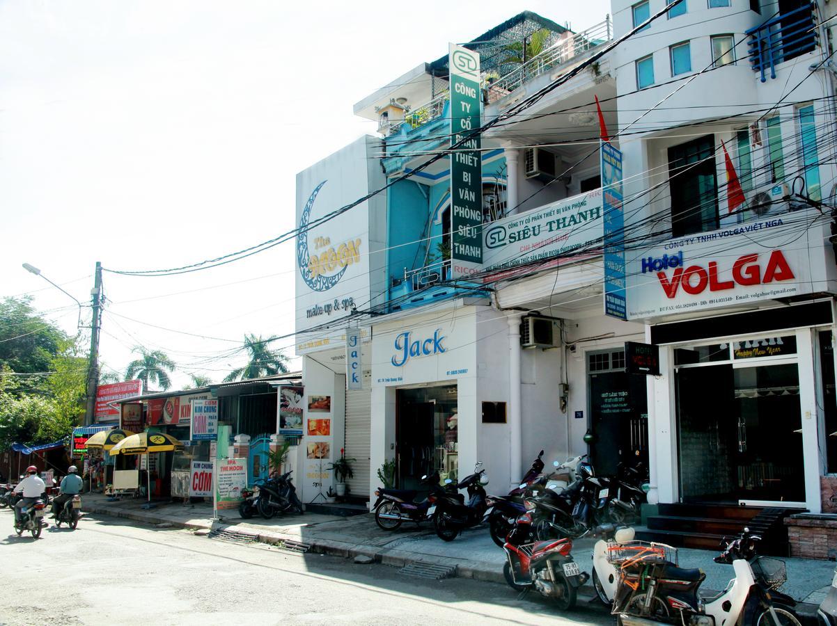 Volga Hotel Hue Exteriör bild